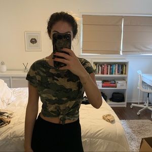 Soft JCREW Green Camo T-Shirt